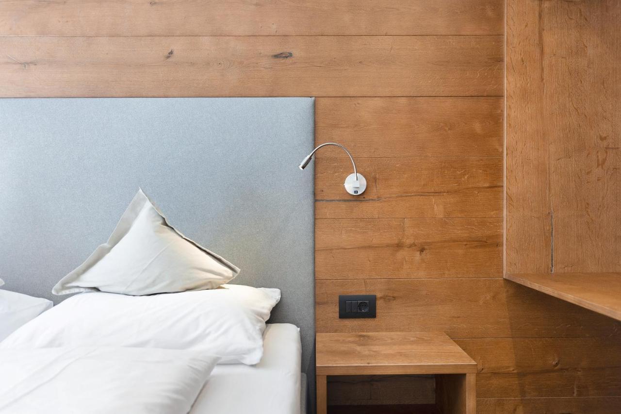 Apartments Montblanc Sella Ortisei Kültér fotó